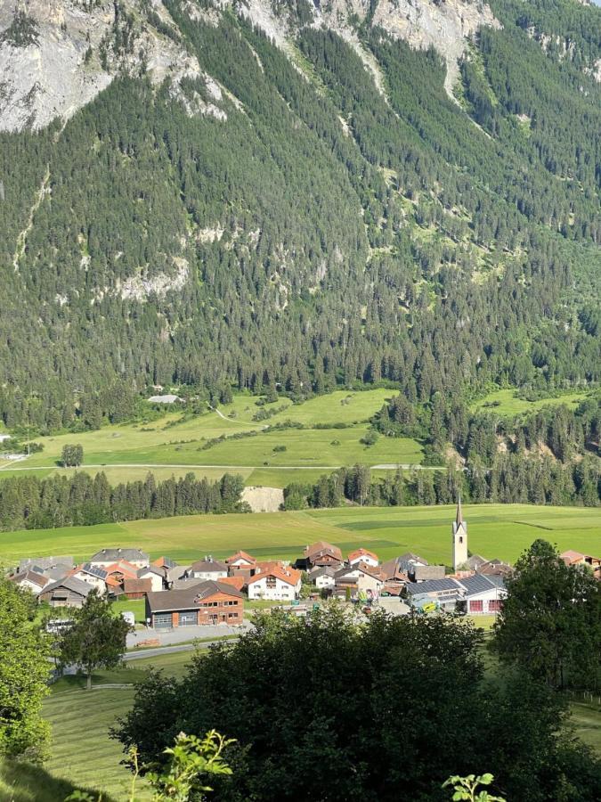 Gasthaus Beverin Farden Εξωτερικό φωτογραφία
